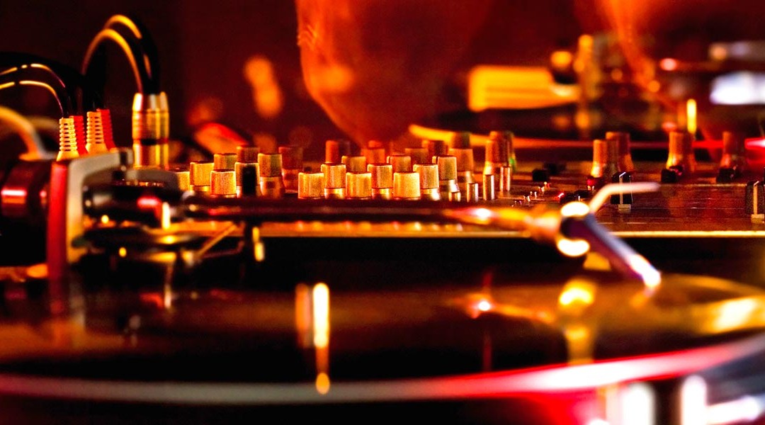 Top Questions to ask a DJ